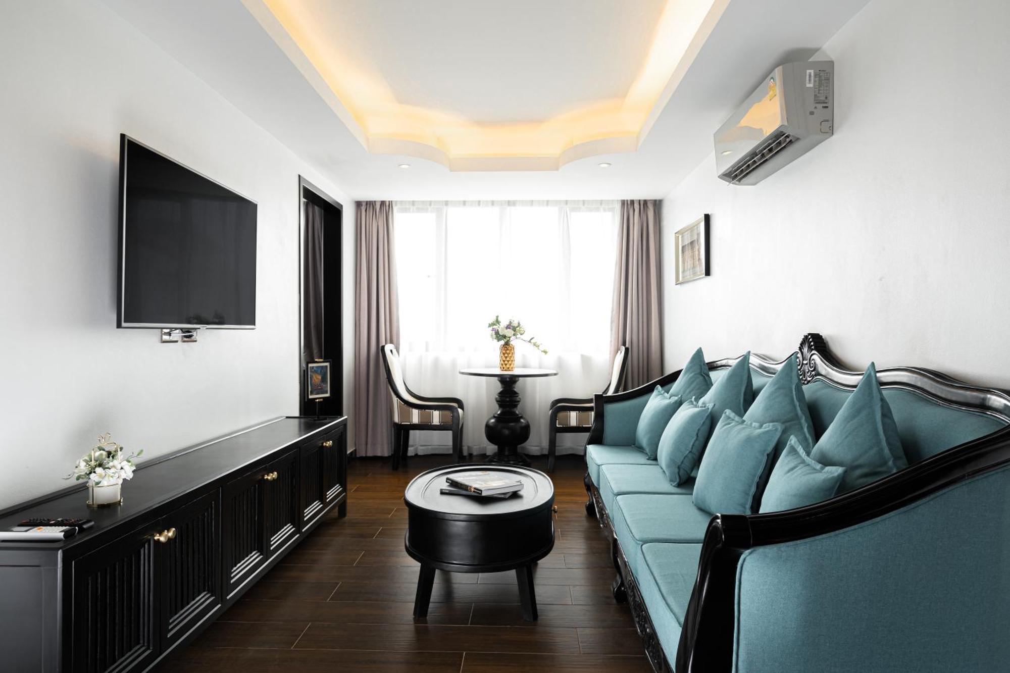 Glory Boutique Suites 清迈古城荣耀精品酒店 Chiang Mai Exterior foto